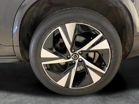Thumbnail image for the Volvo XC90 2.0h T8 Recharge 18.8kWh R-Design   Plug-in  4WD