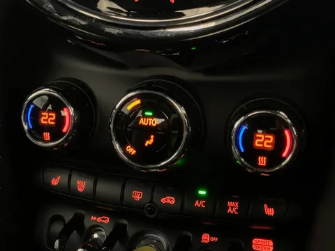 Thumbnail image for the Mini Electric Hatch Cooper SE 32.6kWh Level 2