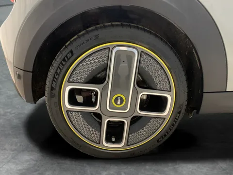 Thumbnail image for the Mini Electric Hatch Cooper SE 32.6kWh Level 2