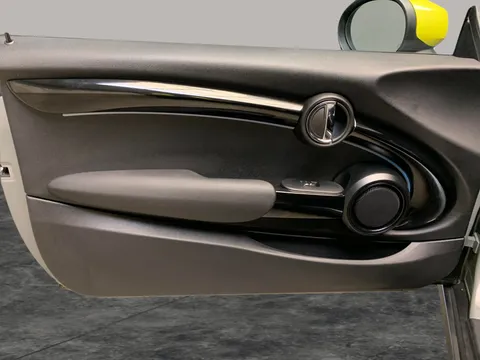 Thumbnail image for the Mini Electric Hatch Cooper SE 32.6kWh Level 2