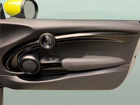 Thumbnail image for the Mini Electric Hatch Cooper SE 32.6kWh Level 2