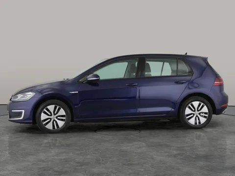 Thumbnail image for the Volkswagen E-Golf 35.8kWh e-Golf