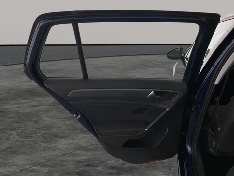Thumbnail image for the Volkswagen E-Golf 35.8kWh e-Golf
