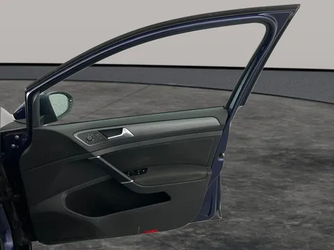 Thumbnail image for the Volkswagen E-Golf 35.8kWh e-Golf