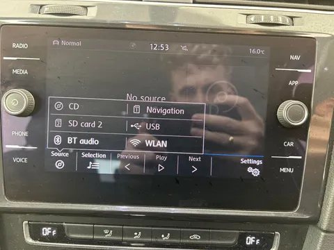 Thumbnail image for the Volkswagen E-Golf 35.8kWh e-Golf
