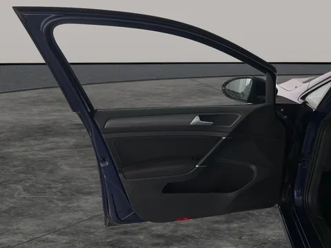 Thumbnail image for the Volkswagen E-Golf 35.8kWh e-Golf