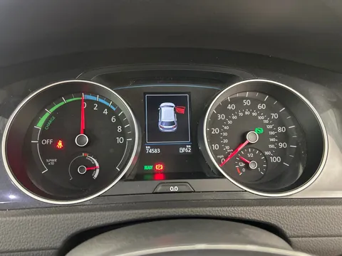 Thumbnail image for the Volkswagen E-Golf 35.8kWh e-Golf
