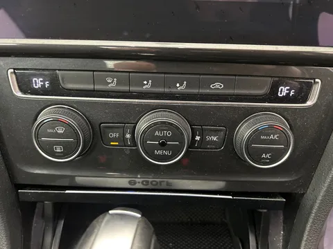 Thumbnail image for the Volkswagen E-Golf 35.8kWh e-Golf