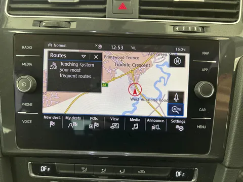 Thumbnail image for the Volkswagen E-Golf 35.8kWh e-Golf