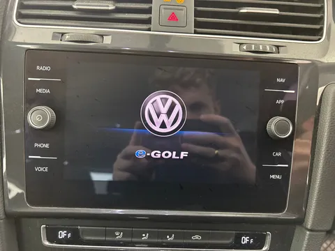 Thumbnail image for the Volkswagen E-Golf 35.8kWh e-Golf