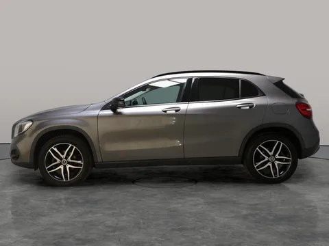 Thumbnail image for the Mercedes-Benz Gla 1.6 GLA180 GPF Urban Edition   7G-DCT