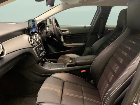 Thumbnail image for the Mercedes-Benz Gla 1.6 GLA180 GPF Urban Edition   7G-DCT