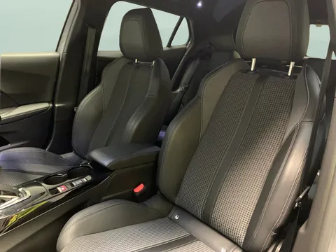 Thumbnail image for the Peugeot 2008 1.2 PureTech GT Line   EAT