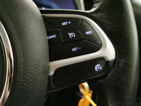 Thumbnail image for the Jeep Renegade 1.6 MultiJetII Longitude