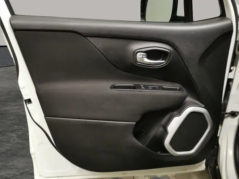 Thumbnail image for the Jeep Renegade 1.6 MultiJetII Longitude