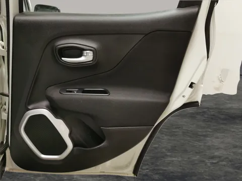 Thumbnail image for the Jeep Renegade 1.6 MultiJetII Longitude