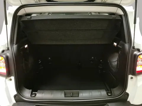 Thumbnail image for the Jeep Renegade 1.6 MultiJetII Longitude