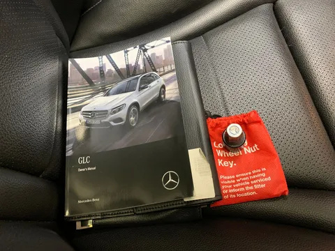 Thumbnail image for the Mercedes-Benz GLC 2.1 GLC250d AMG Night Edition (Premium Plus)   G-Tronic+ 4MATIC