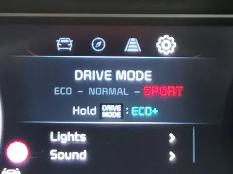 Thumbnail image for the Kia Niro 64kWh 4+