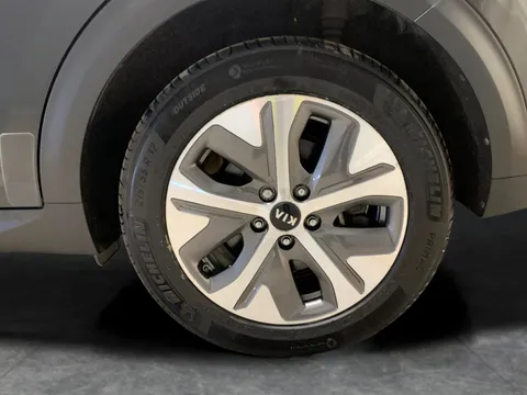 Thumbnail image for the Kia Niro 64kWh 4+