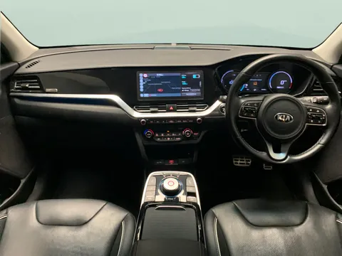 Thumbnail image for the Kia Niro 64kWh 4+