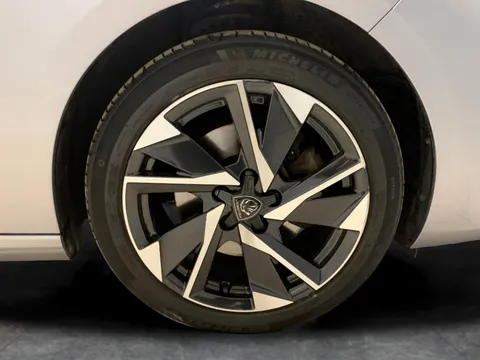 Thumbnail image for the Peugeot 308 Sw 1.5 BlueHDi Active Premium   EAT