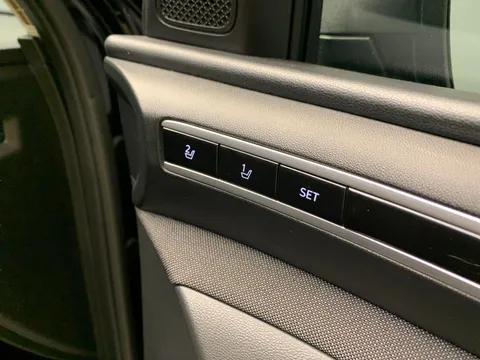 Thumbnail image for the Hyundai Tucson 1.6 h T-GDi Ultimate