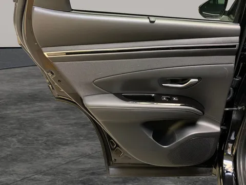 Thumbnail image for the Hyundai Tucson 1.6 h T-GDi Ultimate
