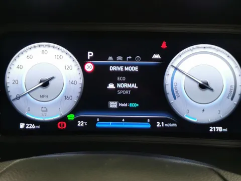 Thumbnail image for the Hyundai Kona 64kWh Premium   (10.5kW Charger)