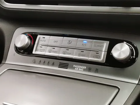 Thumbnail image for the Hyundai Kona 64kWh Premium   (10.5kW Charger)