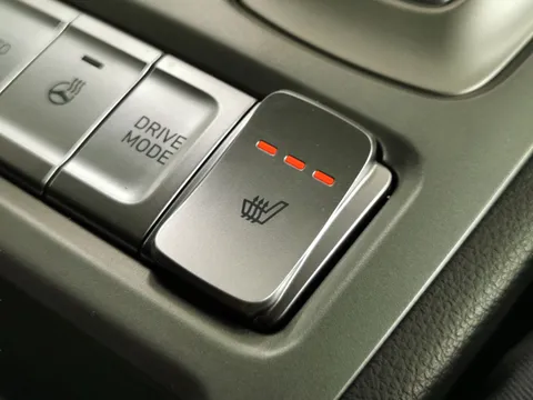 Thumbnail image for the Hyundai Kona 64kWh Premium   (10.5kW Charger)