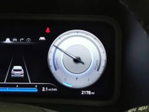 Thumbnail image for the Hyundai Kona 64kWh Premium   (10.5kW Charger)