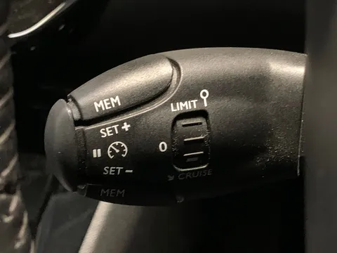 Thumbnail image for the Peugeot E-2008 50kWh Allure Premium   (7kW Charger)