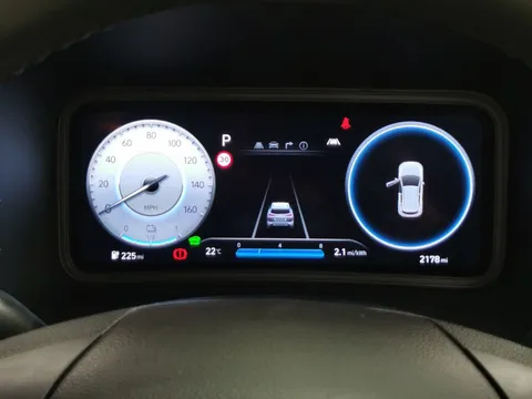 Thumbnail image for the Hyundai Kona 64kWh Premium   (10.5kW Charger)