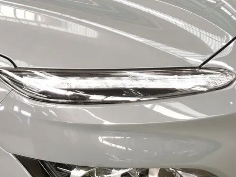 Thumbnail image for the Hyundai Kona 64kWh Premium   (10.5kW Charger)
