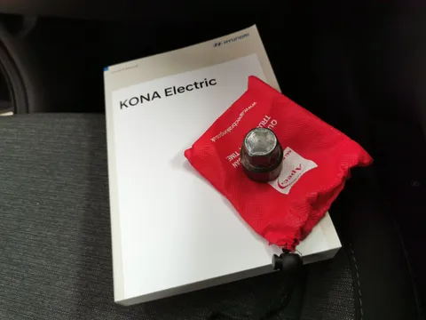 Thumbnail image for the Hyundai Kona 64kWh Premium   (10.5kW Charger)