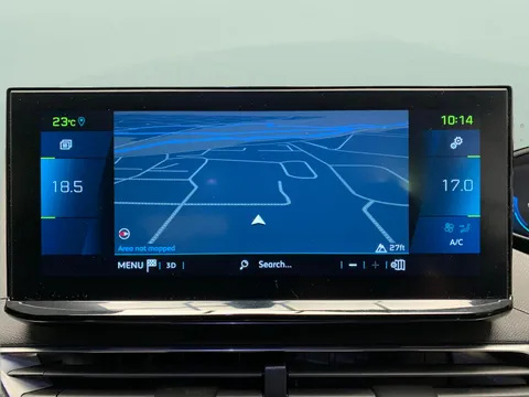 Thumbnail image for the Peugeot 3008 1.6 13.2kWh Allure   Plug-in  e-EAT