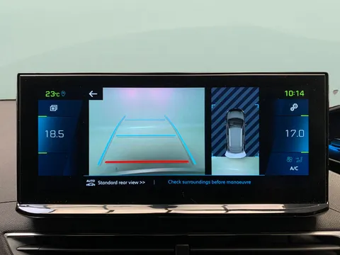 Thumbnail image for the Peugeot 3008 1.6 13.2kWh Allure   Plug-in  e-EAT