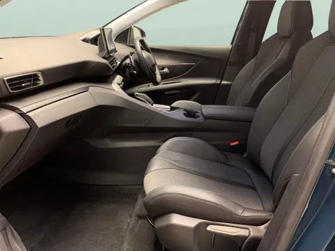 Thumbnail image for the Peugeot 3008 1.6 13.2kWh Allure   Plug-in  e-EAT