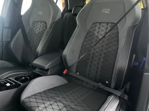 Thumbnail image for the Volkswagen Golf 1.5 eTSI MHEV R-Line    DSG