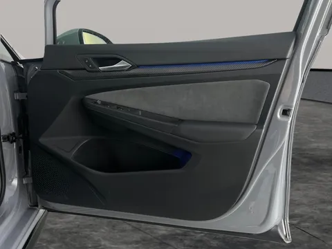 Thumbnail image for the Volkswagen Golf 1.5 eTSI MHEV R-Line    DSG