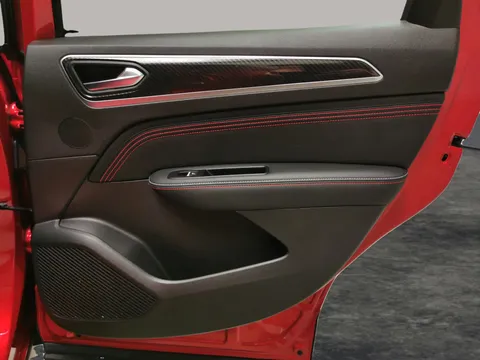 Thumbnail image for the Renault ARKANA 1.6 E-TECH r.s. line    2WD