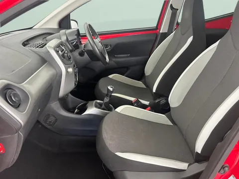 Thumbnail image for the Toyota AYGO 1.0 VVT-i x-play