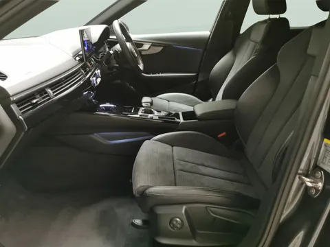 Thumbnail image for the Audi A4 Avant 2.0 TFSI 35 Black Edition   S Tronic
