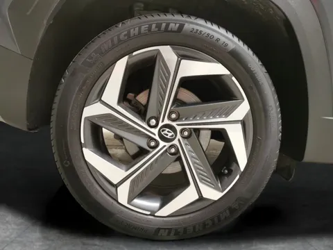 Thumbnail image for the Hyundai Tucson 1.6 h T-GDi Premium