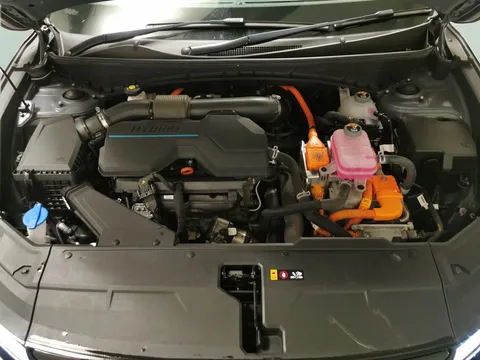 Thumbnail image for the Hyundai Tucson 1.6 h T-GDi Premium