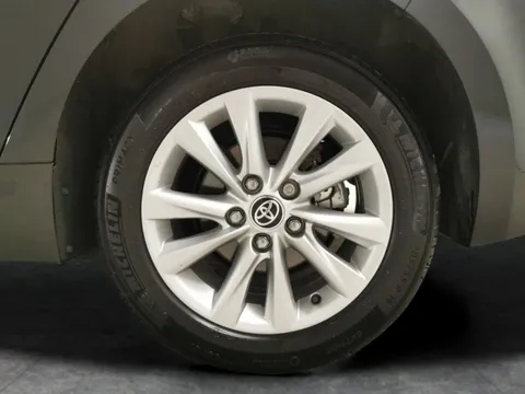 Thumbnail image for the Toyota Corolla 1.8 VVT-h Icon    CVT