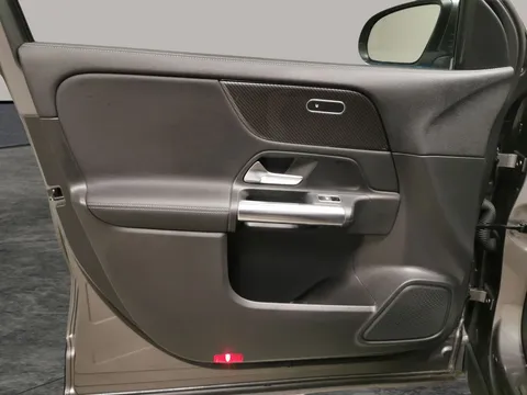 Thumbnail image for the Mercedes-Benz Gla 1.3 GLA250e 15.6kWh Exclusive Edition   Plug-in  8G-DCT
