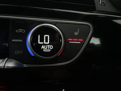 Thumbnail image for the Audi A4 Avant 2.0 TFSI 35 Black Edition   S Tronic
