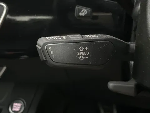 Thumbnail image for the Audi A4 Avant 2.0 TFSI 35 Black Edition   S Tronic